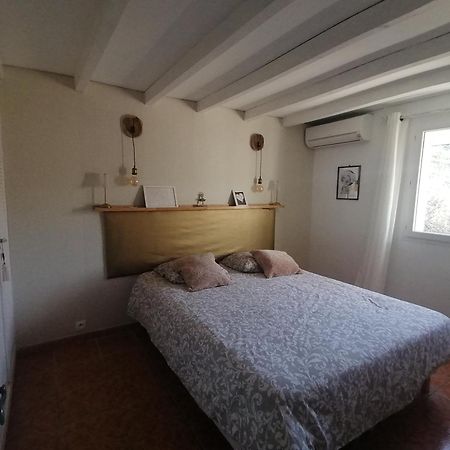 Le Tavan Crillon-le-Brave Luaran gambar