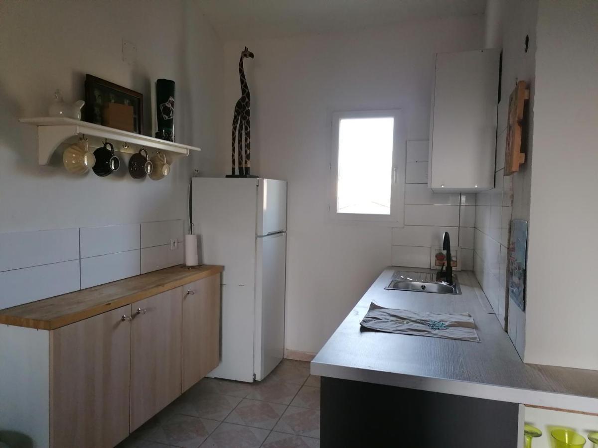 Le Tavan Crillon-le-Brave Luaran gambar